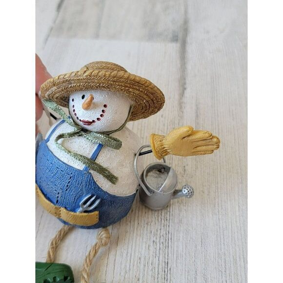 Snowman garden water can feet dangle ornament Xmas Decor gardener - Picture 5 of 7